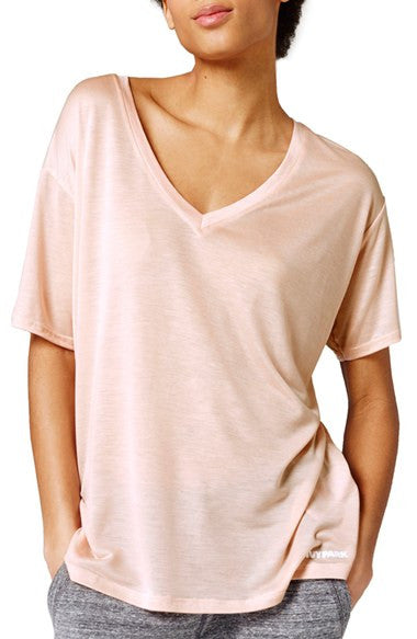 IVY PARK Oversize V-Neck Tee