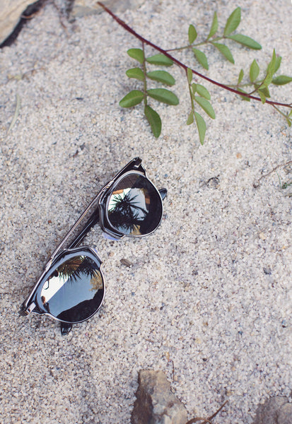 The Lookout Sunglasses - Black/Mirror